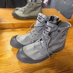 Palladium Men's Charcoal Canvas Boots